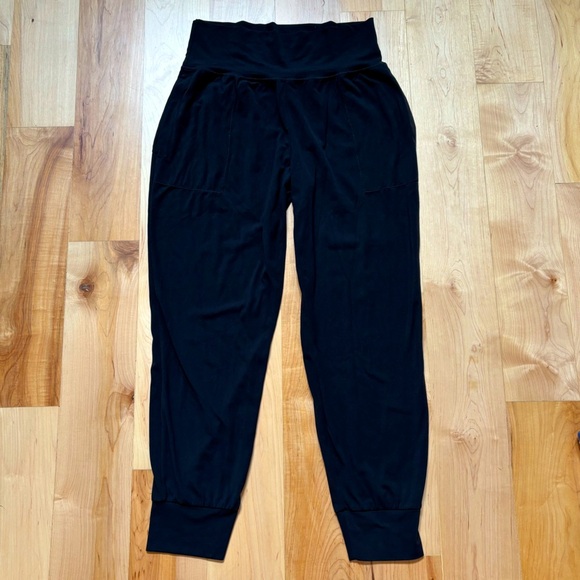 Athleta Black High-Waisted Salutation Joggers in Powervita - Picture 5 of 15